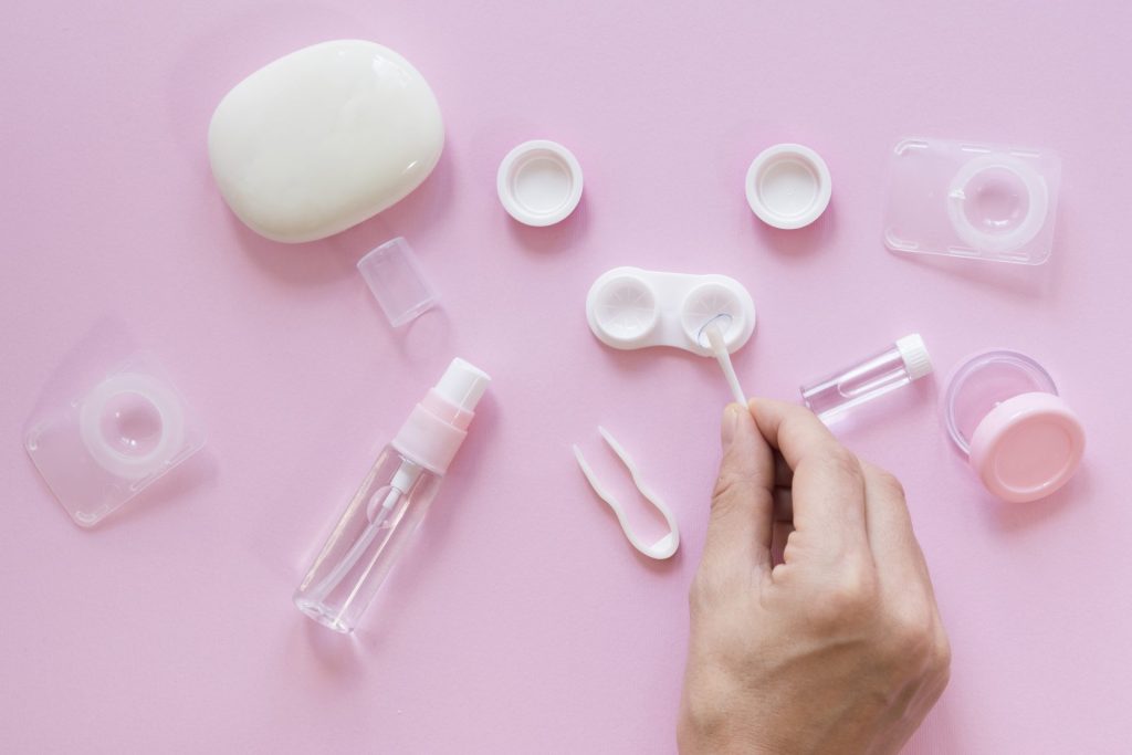 perlengkapan softlens