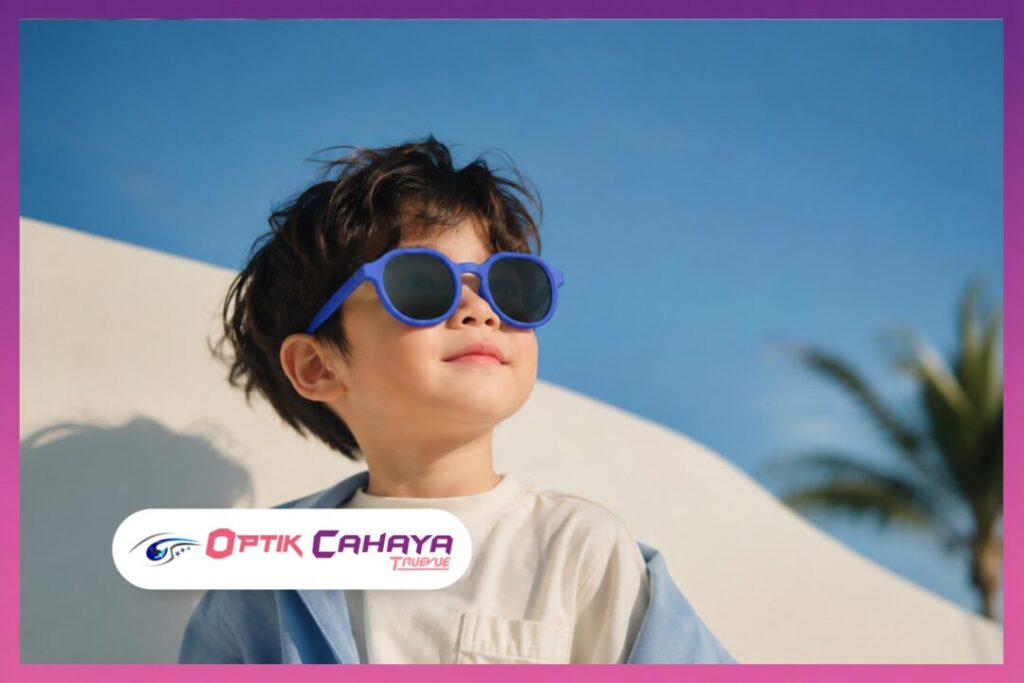 Kacamata Lentur Sunglasses Anak Anti UV Warna Biru Tua 6-118 C8 Cover