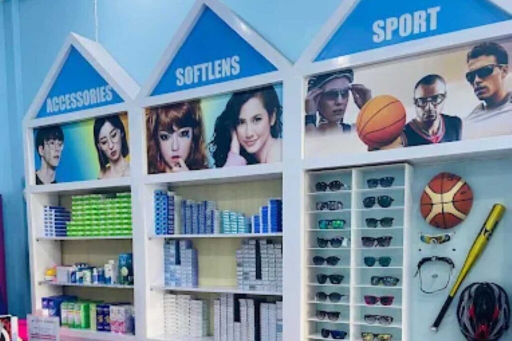 Optik Cahaya Truevue Lontar