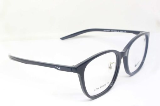 Frame Kacamata Branded Nike 7029LB 001 Tampak Serong Kanan