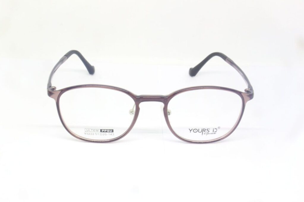 Frame Kacamata Semi Transparan YOURS ID 93222 C4 tampak depan