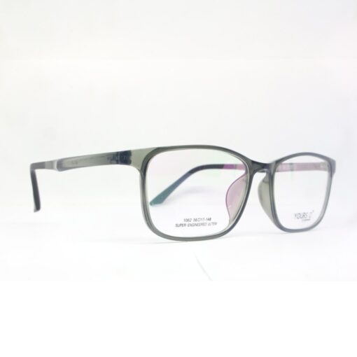 Frame Kacamata Pria Yours ID 1062 C5 Tampak Serong Serong Kanan