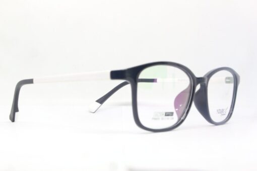 Frame Kacamata Pria Yours ID P9605 C11 Tampak Serong Kanan