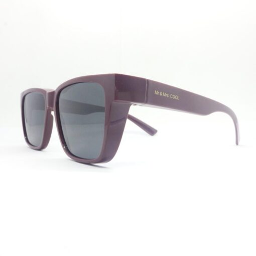 Kacamata Hitam Mr & Mrs Cool 510 Warna Merah Maroon Tampak Serong Kiri