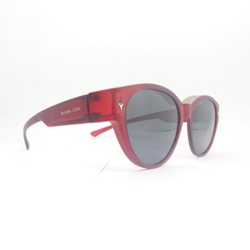 Kacamata Hitam Mr & Mrs Cool 519 Warna Merah Maroon Tampak Serong Kanan