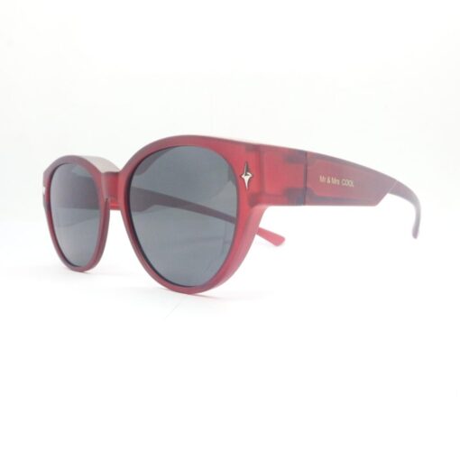Kacamata Hitam Mr & Mrs Cool 519 Warna Merah Maroon Tampak Serong Kiri
