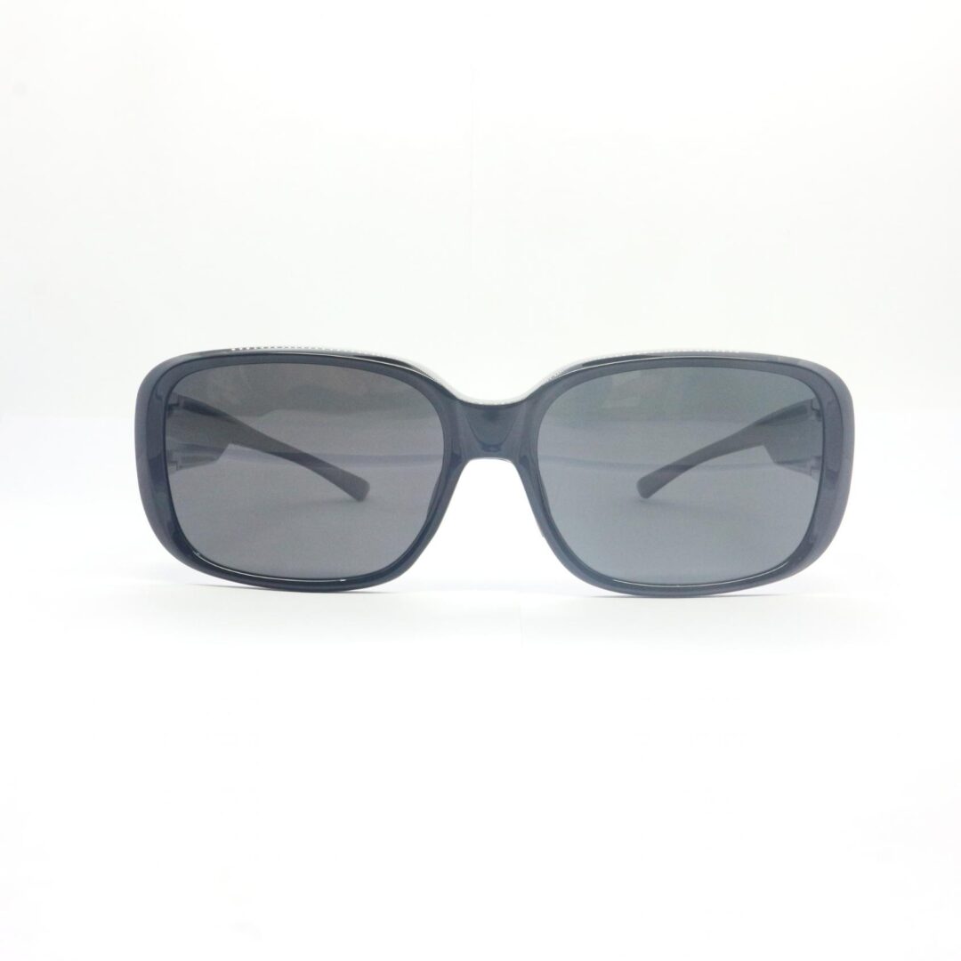 Kacamata Hitam Mr & Mrs Cool 566 Warna Hitam Tampak Depan