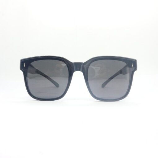 Kacamata Hitam Mr & Mrs Cool 596 Warna Hitam Tampak Depan
